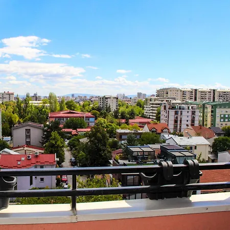 Modern With & Mountain Views Apartment Skopje