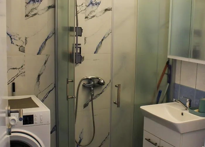 Modern With & Mountain Views Апартаменти *