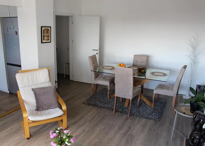 Modern With & Mountain Views Апартаменти Скоп'є